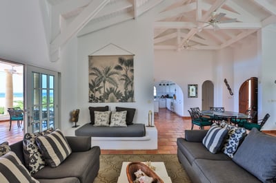 Luxury Villa Photo #20