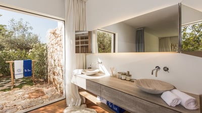 Luxury Villa Photo #32