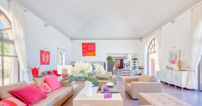 Luxury Villa Photo #17