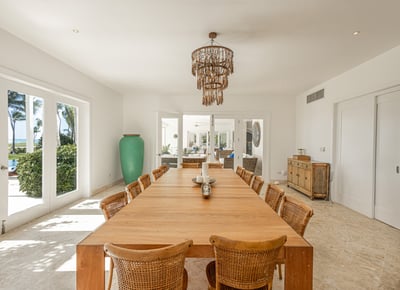 Luxury Villa Photo #25