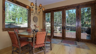 Breakfast nook