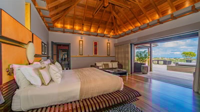 Luxury Villa Photo #44