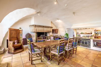 Luxury Villa Photo #12