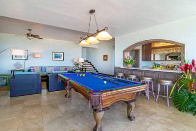 Luxury Villa Photo #11