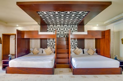 Luxury Villa Photo #72