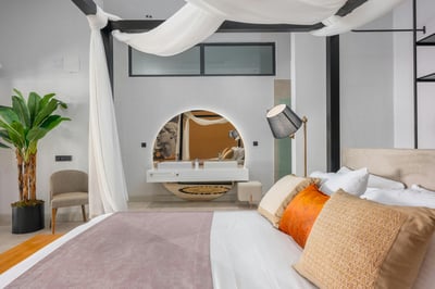 Luxury Villa Photo #29