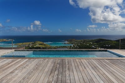 Luxury Villa Photo #3