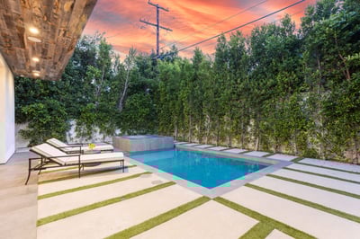 Luxury Villa Photo #6