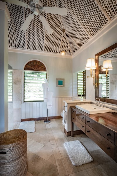 Luxury Villa Photo #13