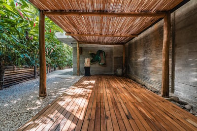 Luxury Villa Photo #35