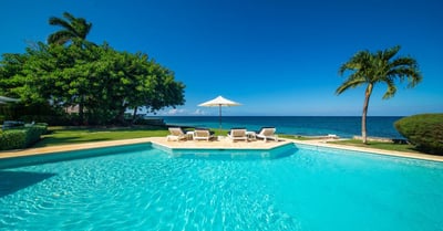 Luxury Villa Photo #3