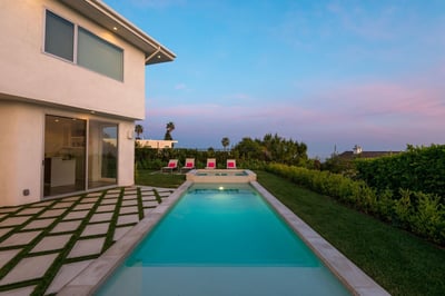 Luxury Villa Photo #2
