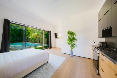 Luxury Villa Photo #64