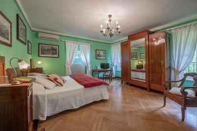 Luxury Villa Photo #33