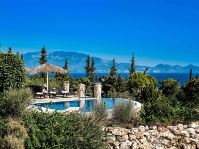 Luxury Villa Photo #5
