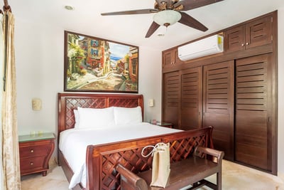 Luxury Villa Photo #52