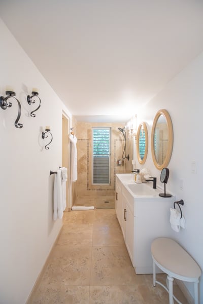 Luxury Villa Photo #56