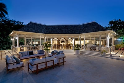 Luxury Villa Photo #6