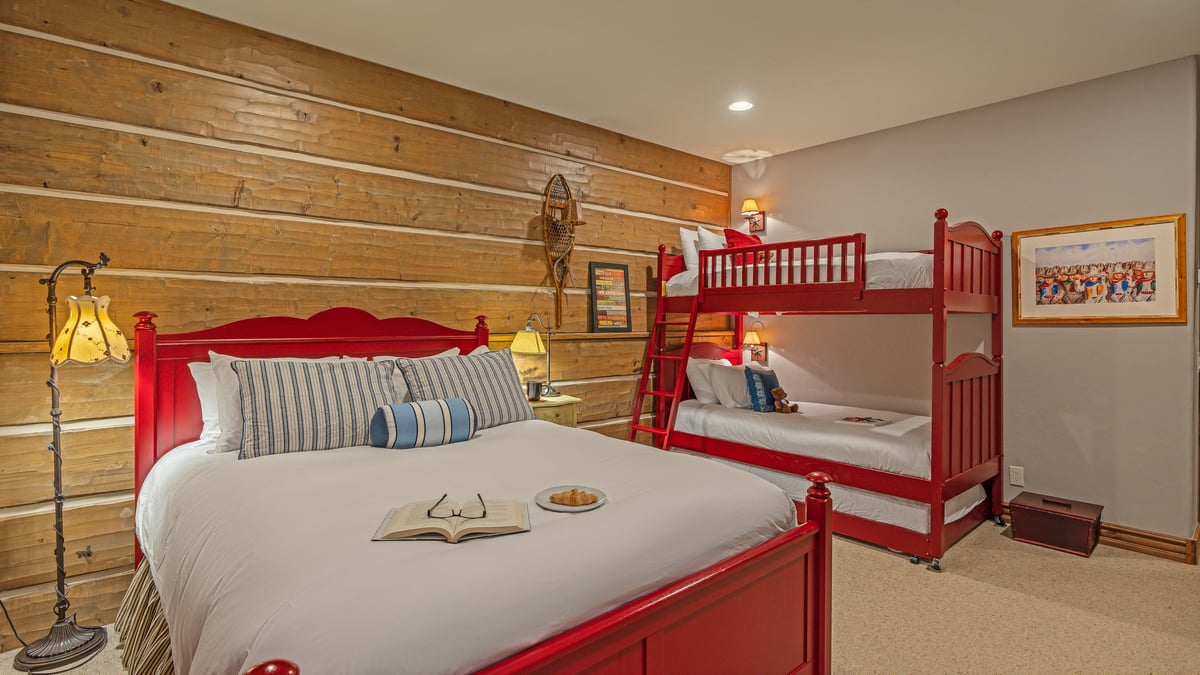 Cypress Mountain Chalet