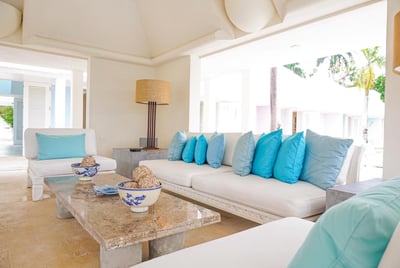 Luxury Villa Photo #12