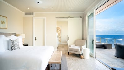 Luxury Villa Photo #5