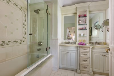 Luxury Villa Photo #16