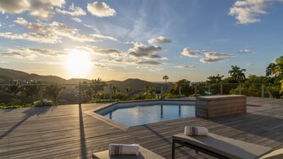 Luxury Villa Photo #2