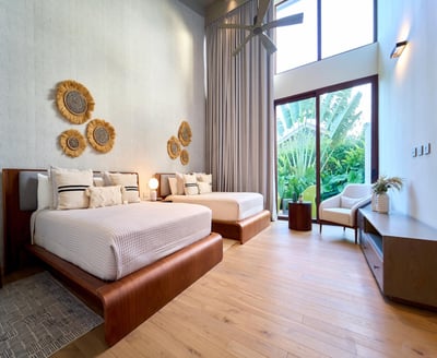 Luxury Villa Photo #42