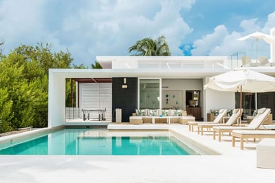 Luxury Villa Photo #2
