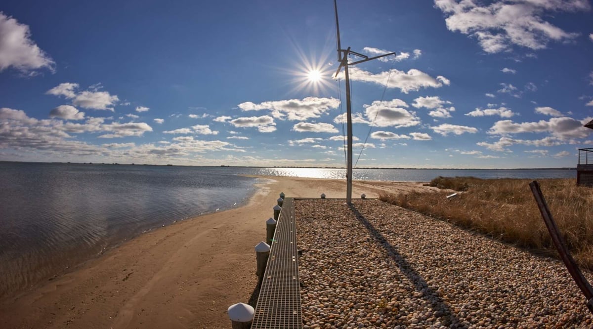 Shinnecock Bay Beach House Quogue, New York Rental Escapes