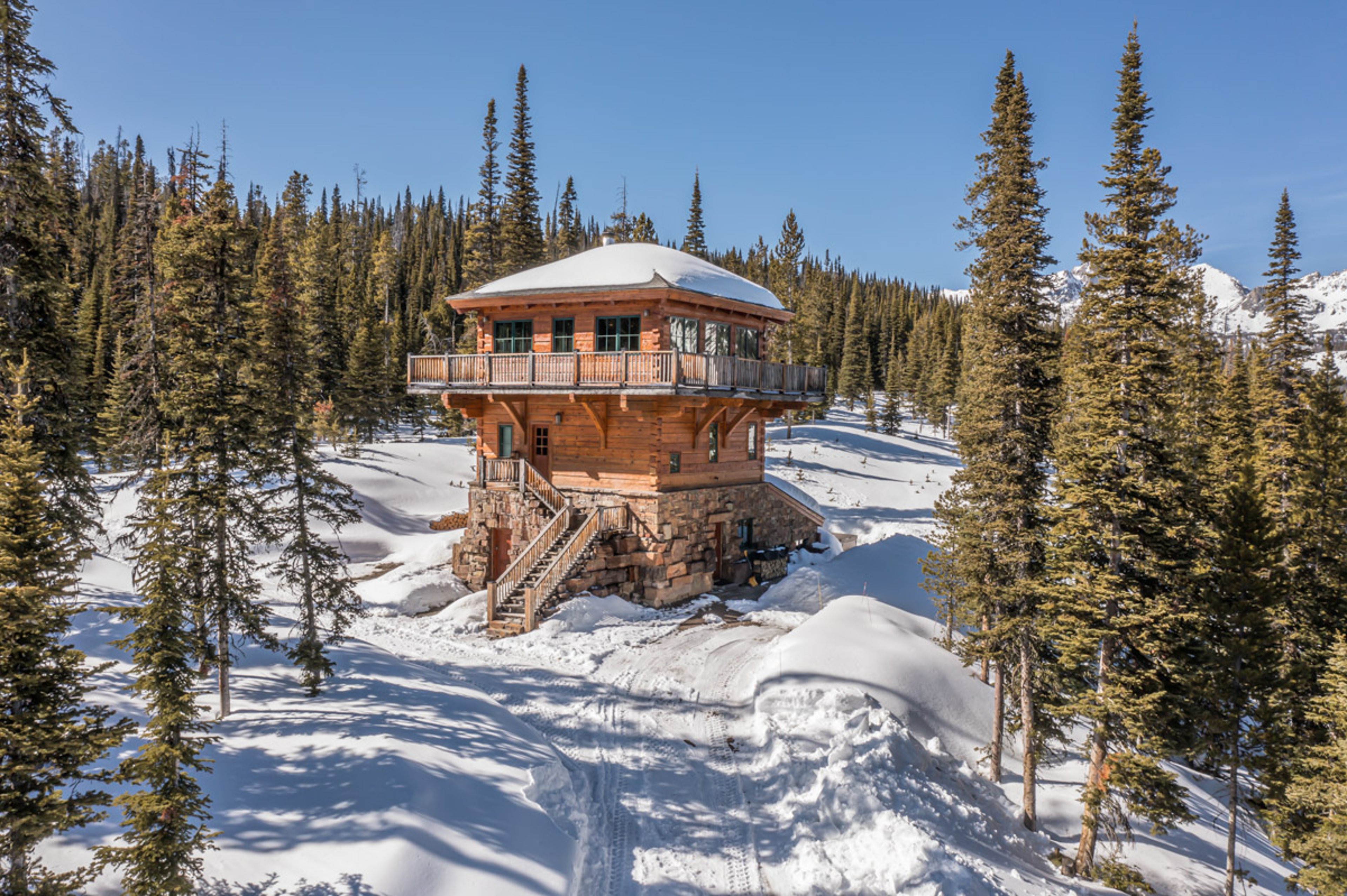 Fire Lookout Towers | Beehive Peak View - 28