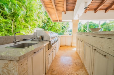 Luxury Villa Photo #15