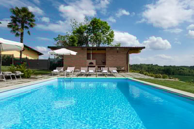 Luxury Villa Photo #6