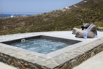 Luxury Villa Photo #12