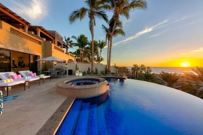 Luxury Villa Photo #2