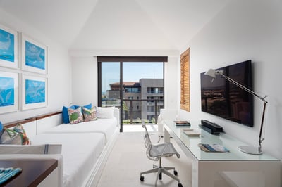 Luxury Villa Photo #30