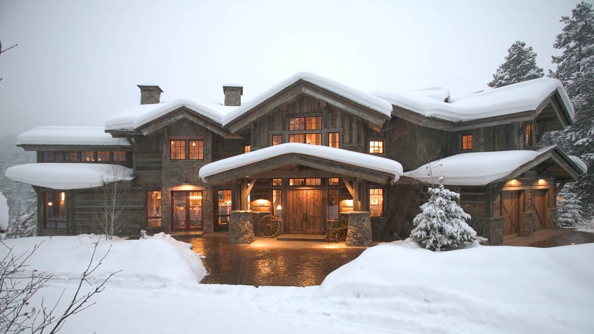 Gold Mine Lodge in winter - Image 28
