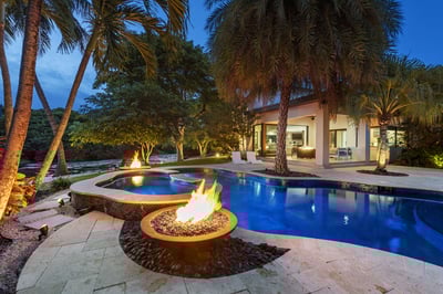 Luxury Villa Photo #8