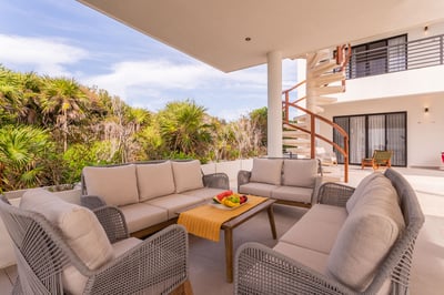 Luxury Villa Photo #16