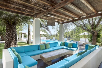 Luxury Villa Photo #4