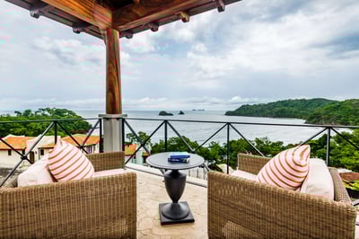 Luxury Villa Photo #6