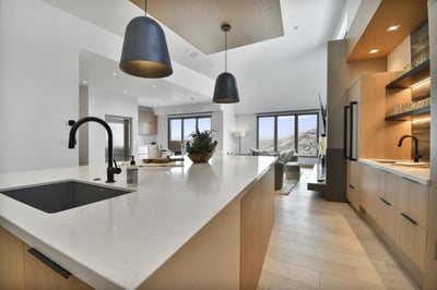 Luxury Villa Photo #6