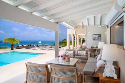 Luxury Villa Photo #12