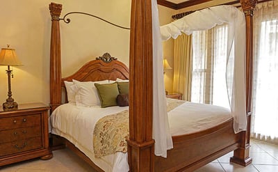 Luxury Villa Photo #8