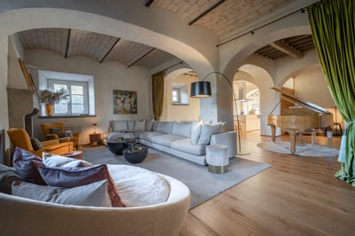 Luxury Villa Photo #8