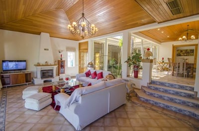 Luxury Villa Photo #10
