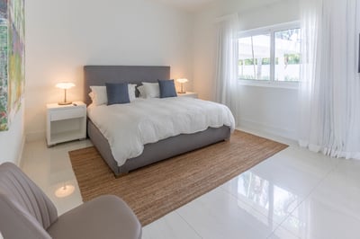 Luxury Villa Photo #36
