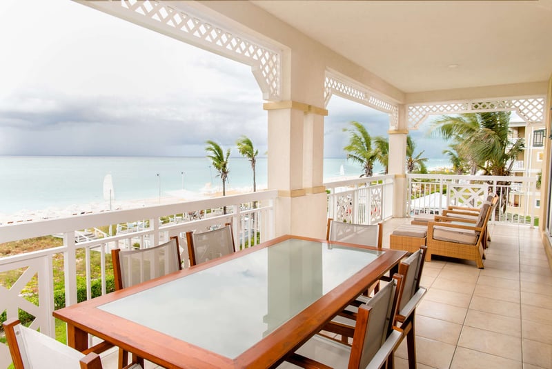 Deluxe 4 BDM Oceanfront Penthouse at Alexandra Resort