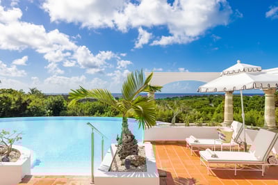 Luxury Villa Photo #5