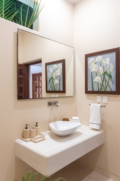 Luxury Villa Photo #30